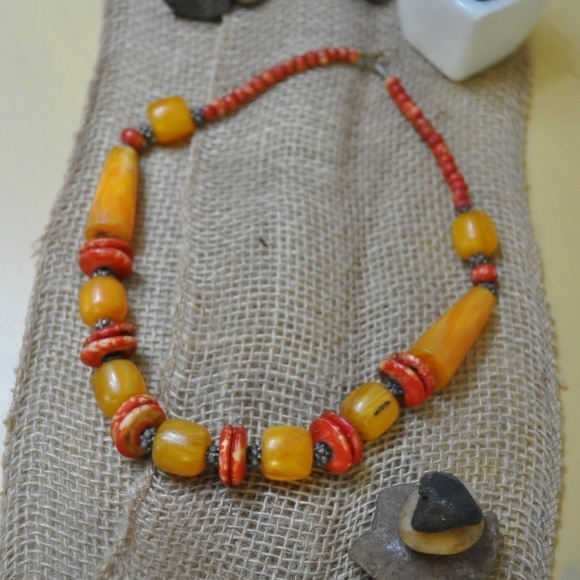 Rock necklace - Picture 2 of 3